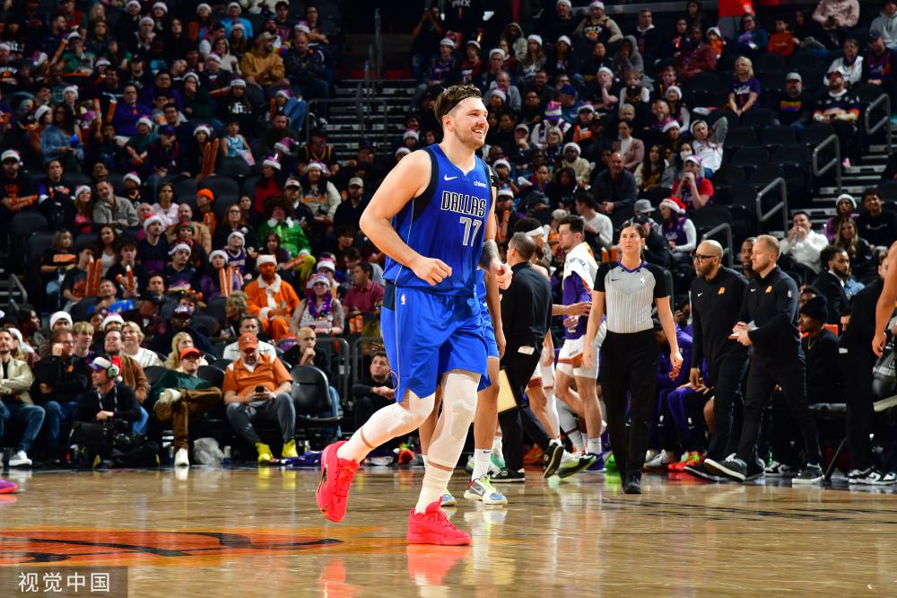 教练组的战 教练组的战